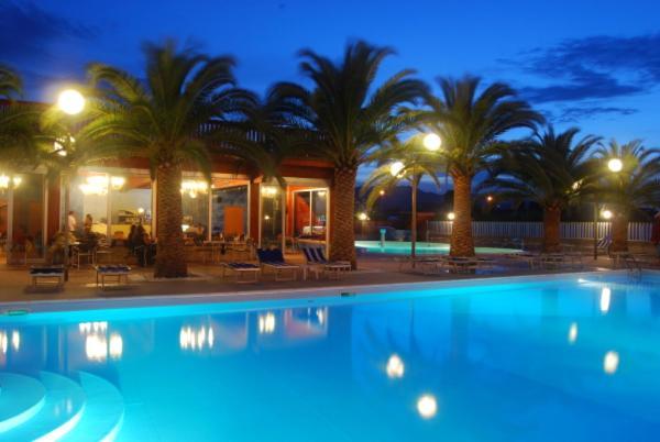Hotel Maxim'S Martinsicuro Exterior foto