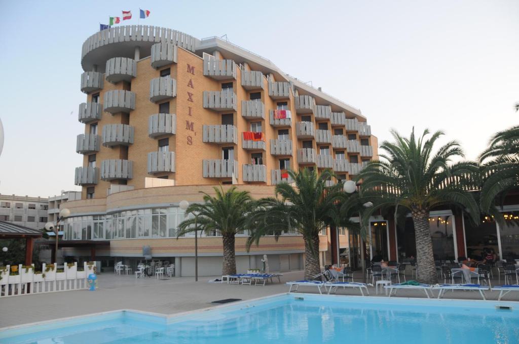 Hotel Maxim'S Martinsicuro Quarto foto
